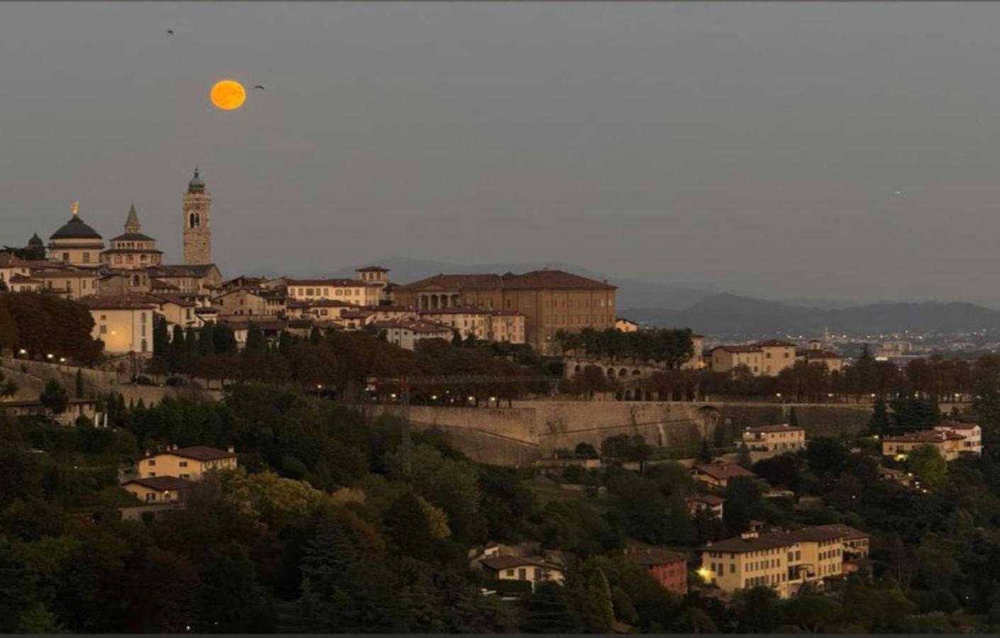 Casa Vacanze Margarita Bergamo Esterno foto