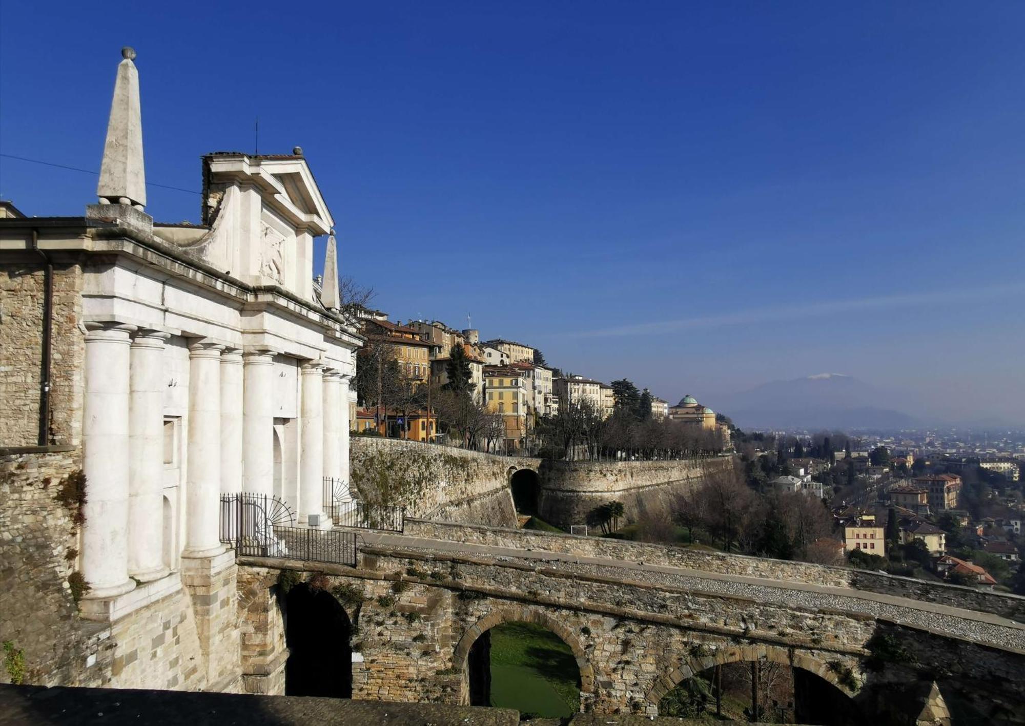 Casa Vacanze Margarita Bergamo Esterno foto